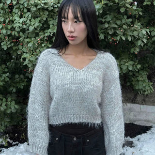 Soft Loose Fit Fur V-Neck Crop Knit