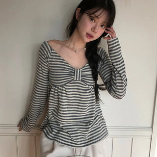 Sering Ribbon Striped T-shirt