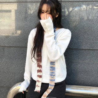 Momo V-Neck Button Knit