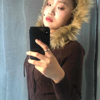 Luxury Voluminous Fur Hooded Cable Knit Zip-up