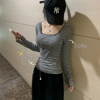 [Slim Waist, Wide Waist / Loose Arms] Slimming Striped Square Neck Modal Long Sleeve Inner Top