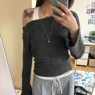Asymmetrical One-Shoulder Sleeve Knit