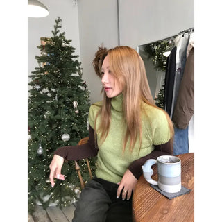 Honey Turtleneck Short Sleeve Tee (4 colors)