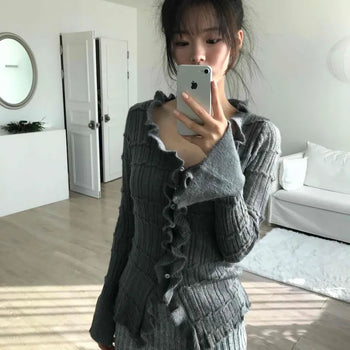 Grunge Ruffle V-Neck Knit