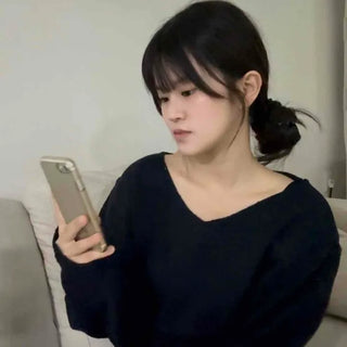 V-Neck Loose Fit Wool Blend Daily Knit