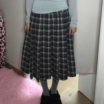 Wool Check Pattern Pleated Midi Skirt