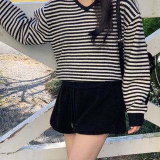 Lambswool Striped V-Neck Knit Tee