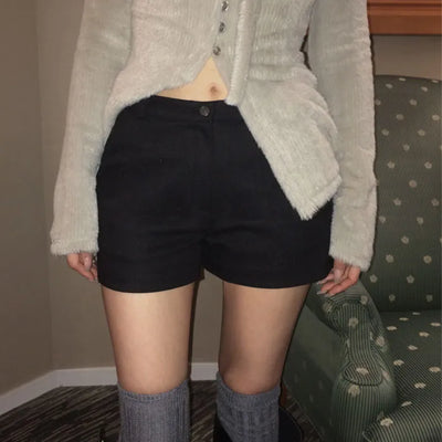 Repii Studded Shorts [Tencel 80%]