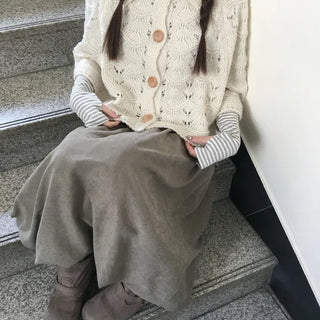Hagumi collar knit cape