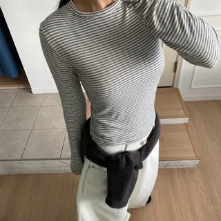Hidden Stripe Fleece-lined T-shirt