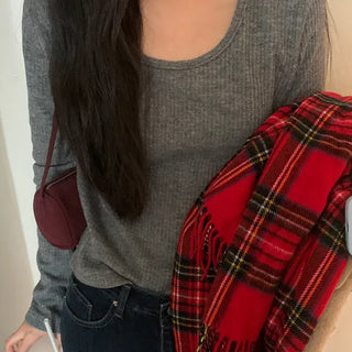Tomio Delicate Fit U-Neck Knit T-shirt