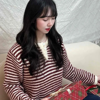 Vintage Striped Loose Fit V-Neck Knit
