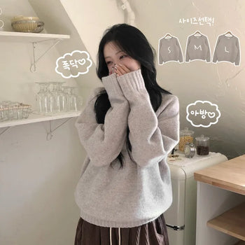 A knit essential, Thick and cozy daily raglan plain round neck avant-garde loose fit wool winter long sleeve knit