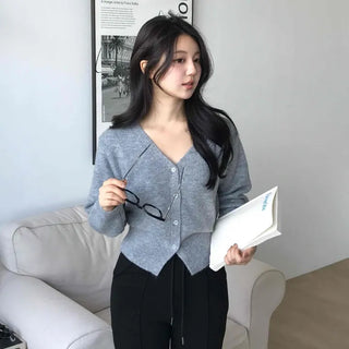 Soft V-neck Button Crop Knit Cardigan