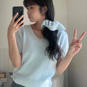 Lovely V-Neck Short Sleeve Knit Scrunchie Set