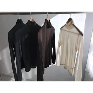 Levi Polar Tee (4 colors)
