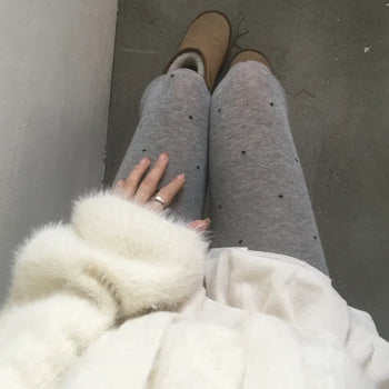 Dot knit stockings