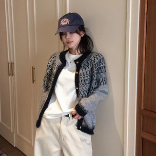 Enerb Knit Cardigan [10% Wool]