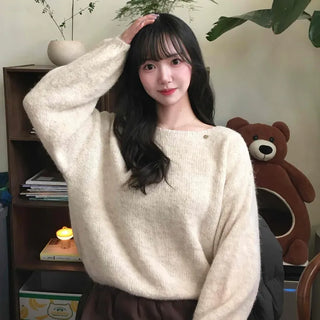 Boucle Simple Boat Neck Oversized Knit