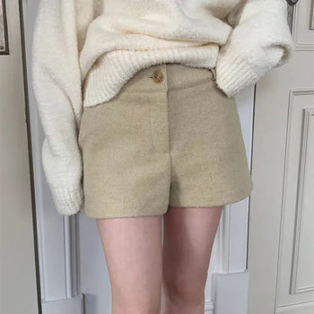 hazel wool shorts