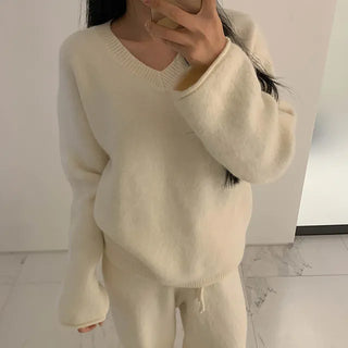 Ray Wool V-Neck Knit