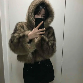 Raccoon Soft Bold Crop Hoodie Fur Jacket