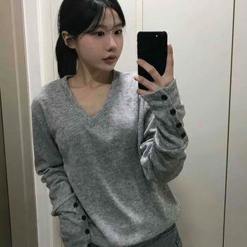 Soft Daily V-Neck Button Sleeve Knit