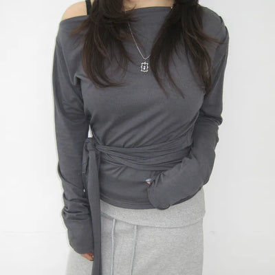 *MD Highly Recommended* Off-and-Strap Shoulder T-shirt