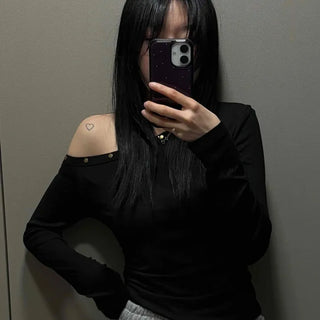 Asymmetrical One-Shoulder Off-Shoulder Studded Long-Sleeve T-Shirt
