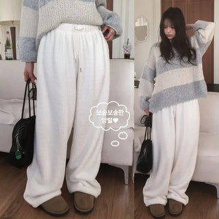 Reddish elasticated fleece wide pants