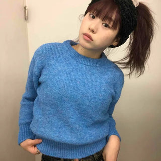 Soft Round Long Sleeve Knit