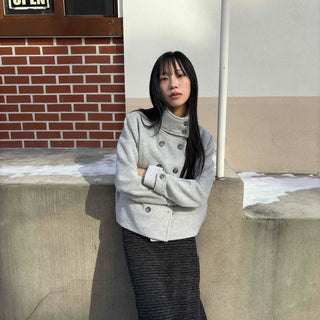 Minimal Stand Collar Double-Point Coat