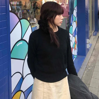 Basic Round Wool Knit