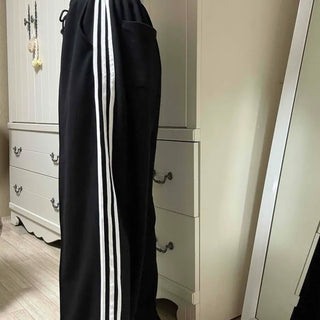 Side Line Loose Fit Straight Training Pants