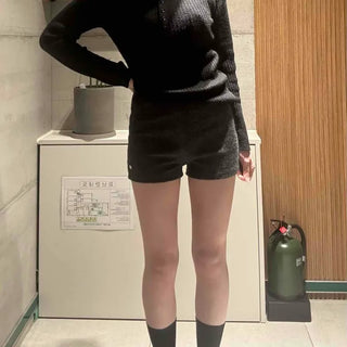 Button Half-Open Loose Fit Round Neck Knit