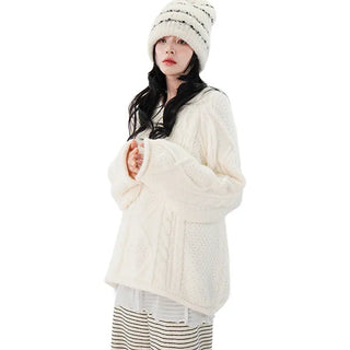 Deutz Cable Knit Loose Fit Long Sleeve Knit Sweater Oversized Delicate Fit Cable Raglan