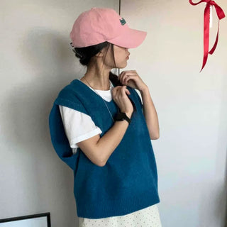Campus Look V-Neck Oversized Knit Vest