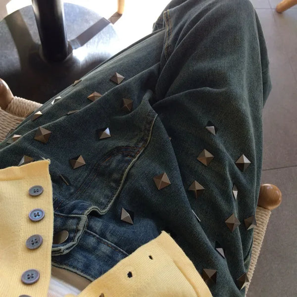 Square rivet denim pants