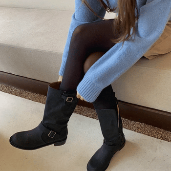 Motte buckle boots