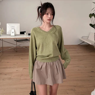 Illid V-neck Knit [30% Wool]