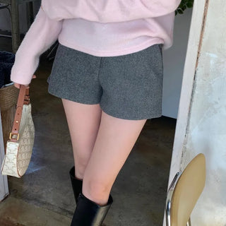 Meringue Wool Shorts Slim Waist Body-Shaping Fit