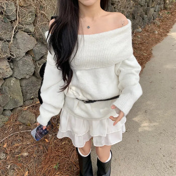 [Boyfriend Heart-fluttering..] Boxy-fit off-shoulder knit that doesn't slip down