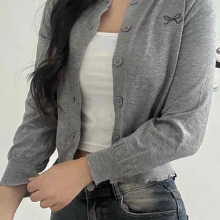 Minimal Cozy Button Crop Cardigan