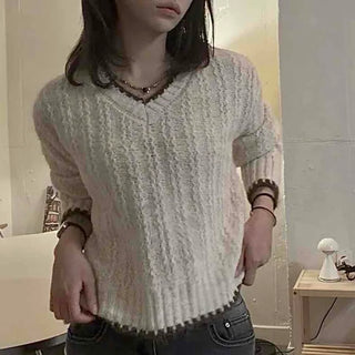Soft Pattern Wave Cable V-Neck Knit