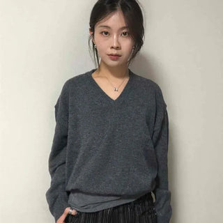 Soft Daily Avant-garde V-neck Knit