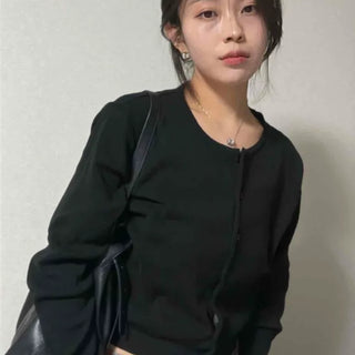 Classic Round Avant Cardigan