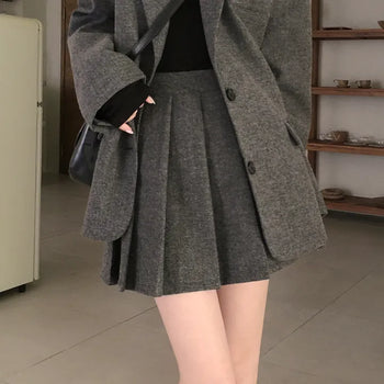 Neat vibe, Wool Herringbone Pleated Mini Skirt with Built-in Shorts