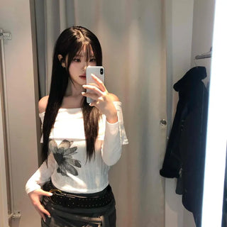 Plow Off-Shoulder Knit Long Sleeve T-shirt
