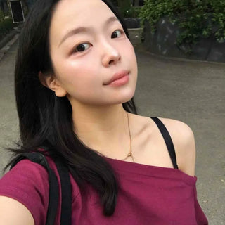 Daily One Off-Shoulder Plain T-shirt