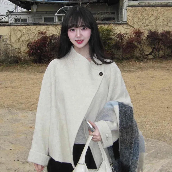 Wide Collar Button Shoulder Short Coat